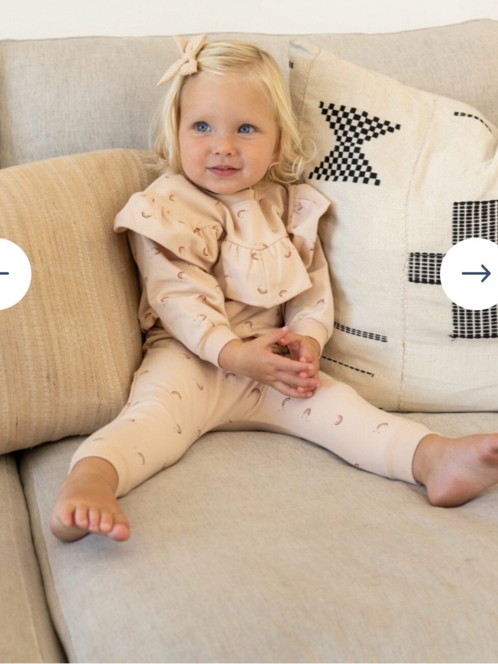 Quincy Mae sweatshirt and sweatpants set.